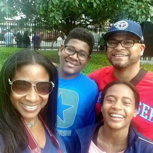 Meet your Posher, Warren